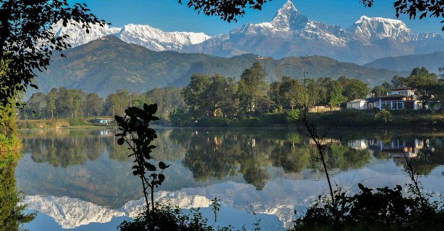 Pokhara: Guided Evening Walking Tour in Lakeside - How to get the most from the 90 minutes