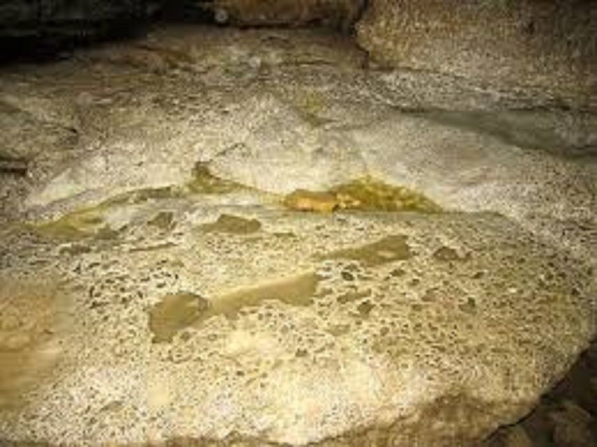Pokhara: Private Half-Day Tour and Tibetan Culture Tour - Gupteshwor Mahadev Cave adds a religious dimension