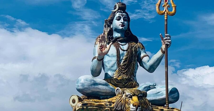 Pokhara Sightseeing By Bus: Day Trip - Bindyabashini Temple and local religious life