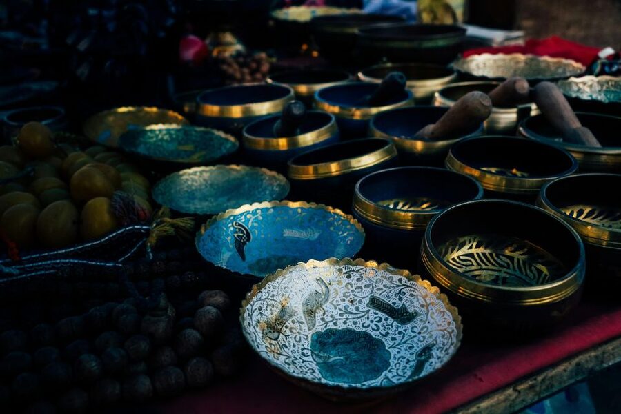Thamel Rickshaw tour - Ason Market: breakfast beside old temples